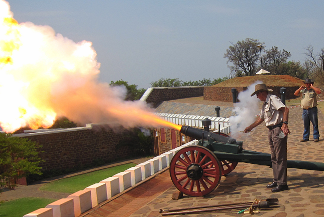 Kanon Susanna - Fort Schanskop - 10 Oktober 2014 - klein