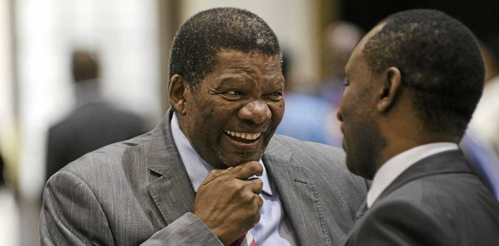 Gugile Nkwinti minister Grondhervorming