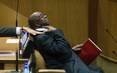 Nhlanhla Nene PION van die geldmag