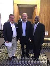 Flip Buys gesprekke begin